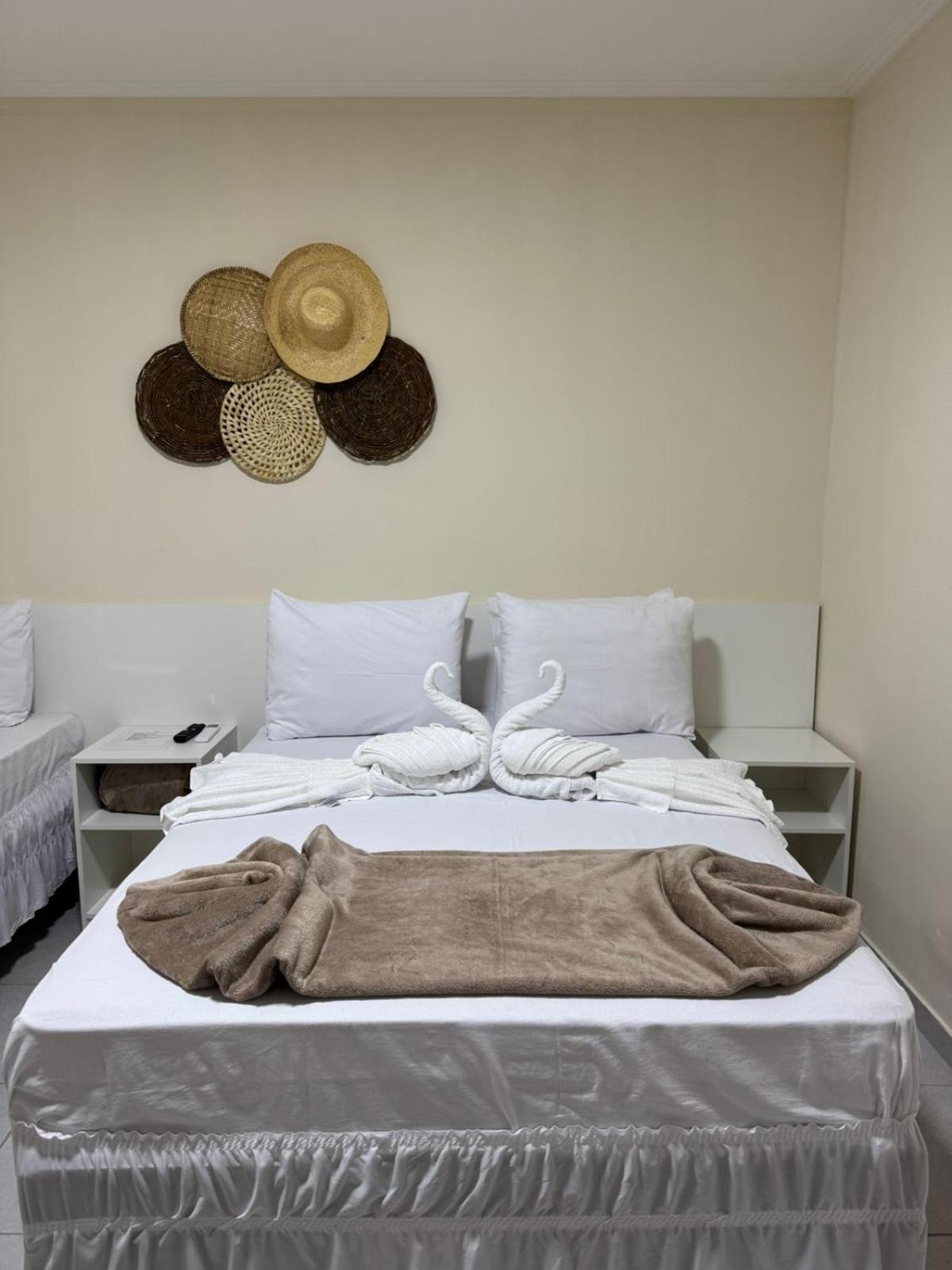 Village Comfort Hotel Caninde de Sao Francisco Exterior photo